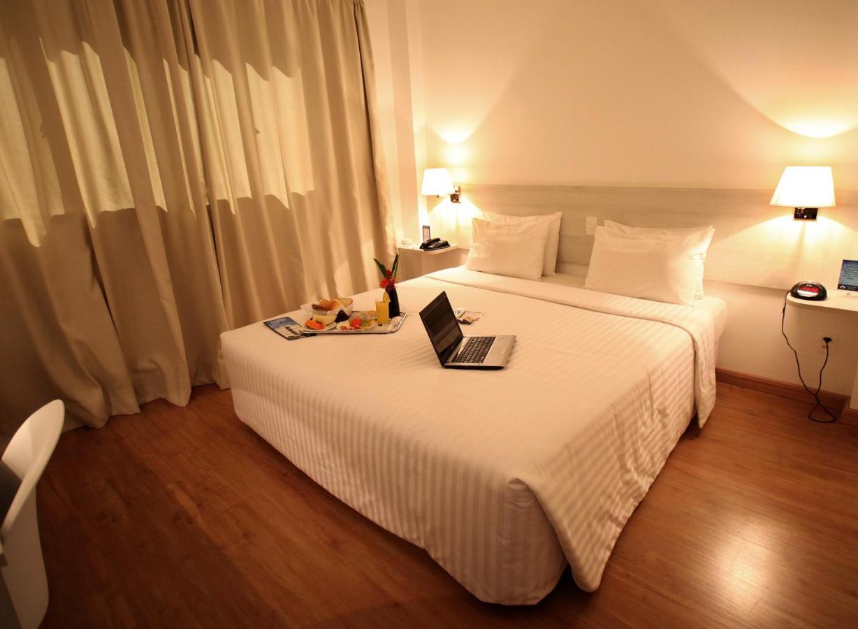 Camaçari Plaza Hotel Extérieur photo