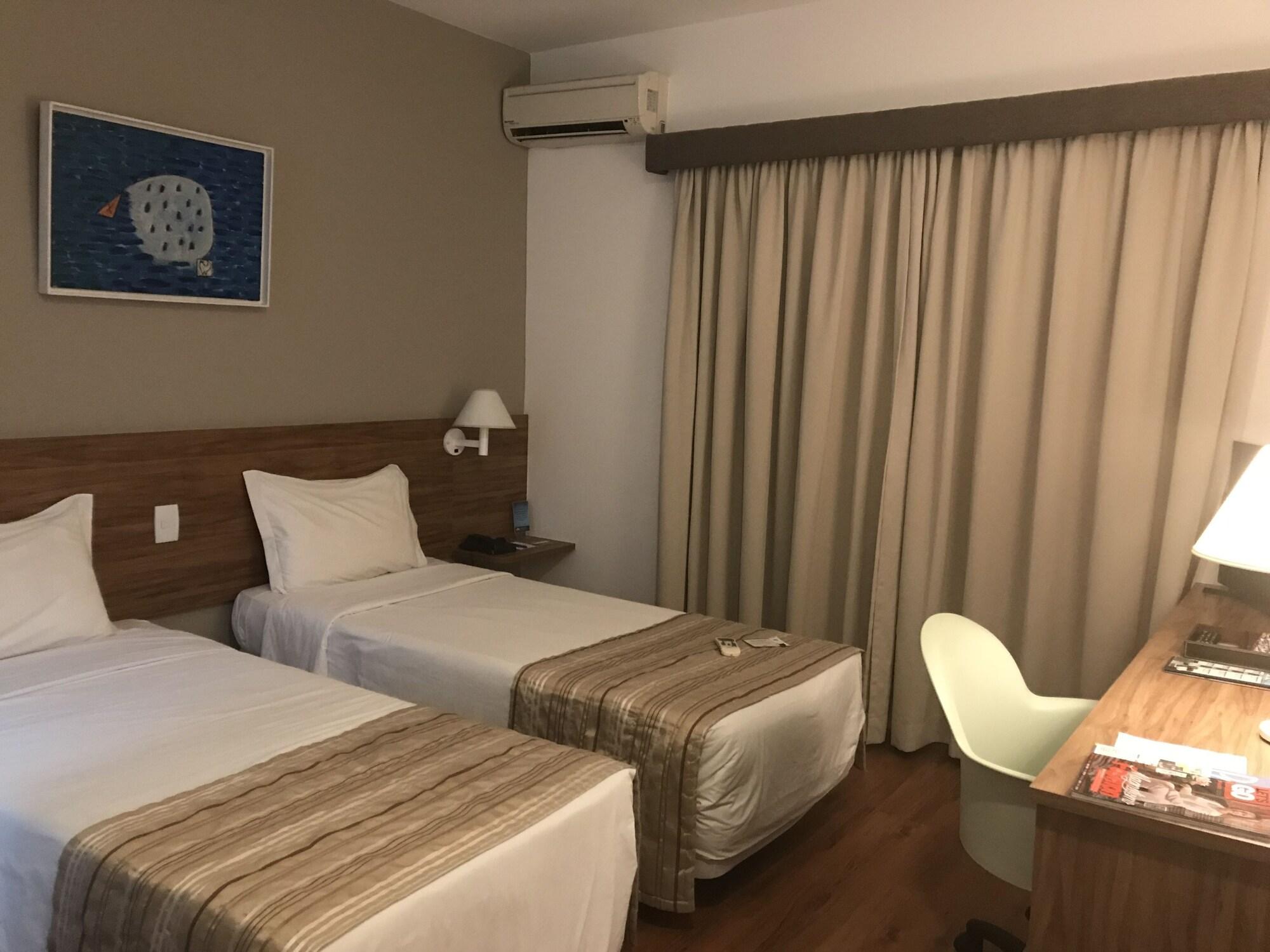 Camaçari Plaza Hotel Extérieur photo